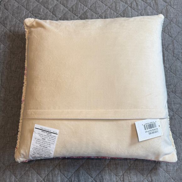 100% Wool Pink Christmas Tree Hook Pillow with Cream Velvet Backing NEW - Picture 8 of 9